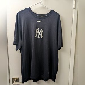New York Yankees Dri Fit Nike T
